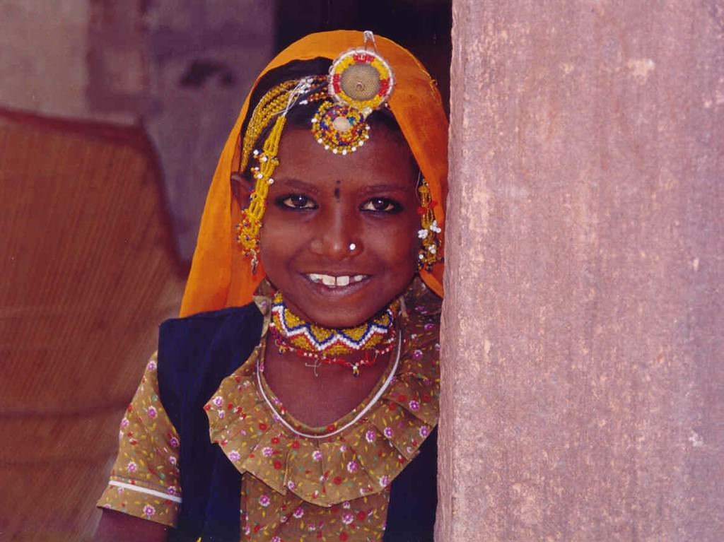 Andrea Carisi – Lo Sguardo del mondohttps://www.exibart.com/repository/media/eventi/2005/10/andrea-carisi-8211-lo-sguardo-del-mondo.jpg