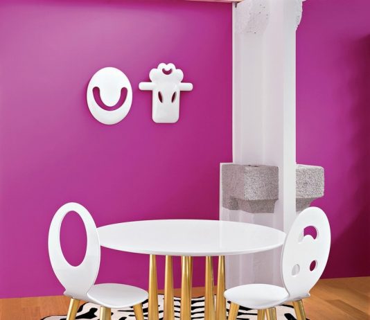 Anna Gili – Figure presenti