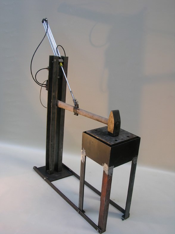 Antoine Zgraggen – Macchine castehttps://www.exibart.com/repository/media/eventi/2005/10/antoine-zgraggen-8211-macchine-caste.jpg