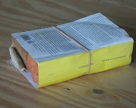 Claire Fontaine – Taccuini Di Guerra Incivile