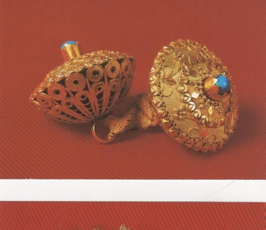 Costumi sardi / Gioie di Sardegna