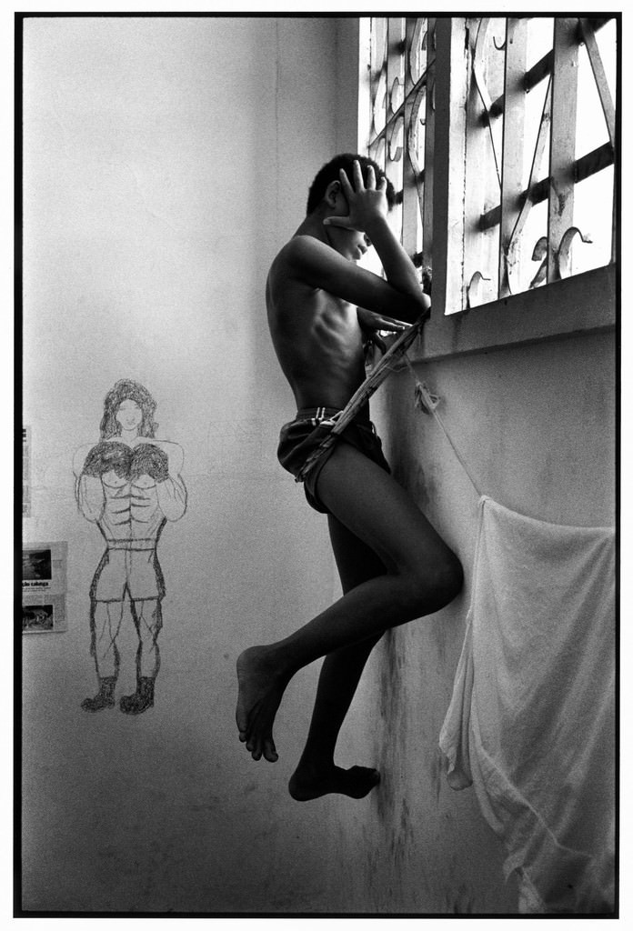 Francesco Zizola – I cento volti dei bambinihttps://www.exibart.com/repository/media/eventi/2005/10/francesco-zizola-8211-i-cento-volti-dei-bambini.jpg