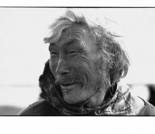 Inuit, popoli del ghiaccio / Nunacarte