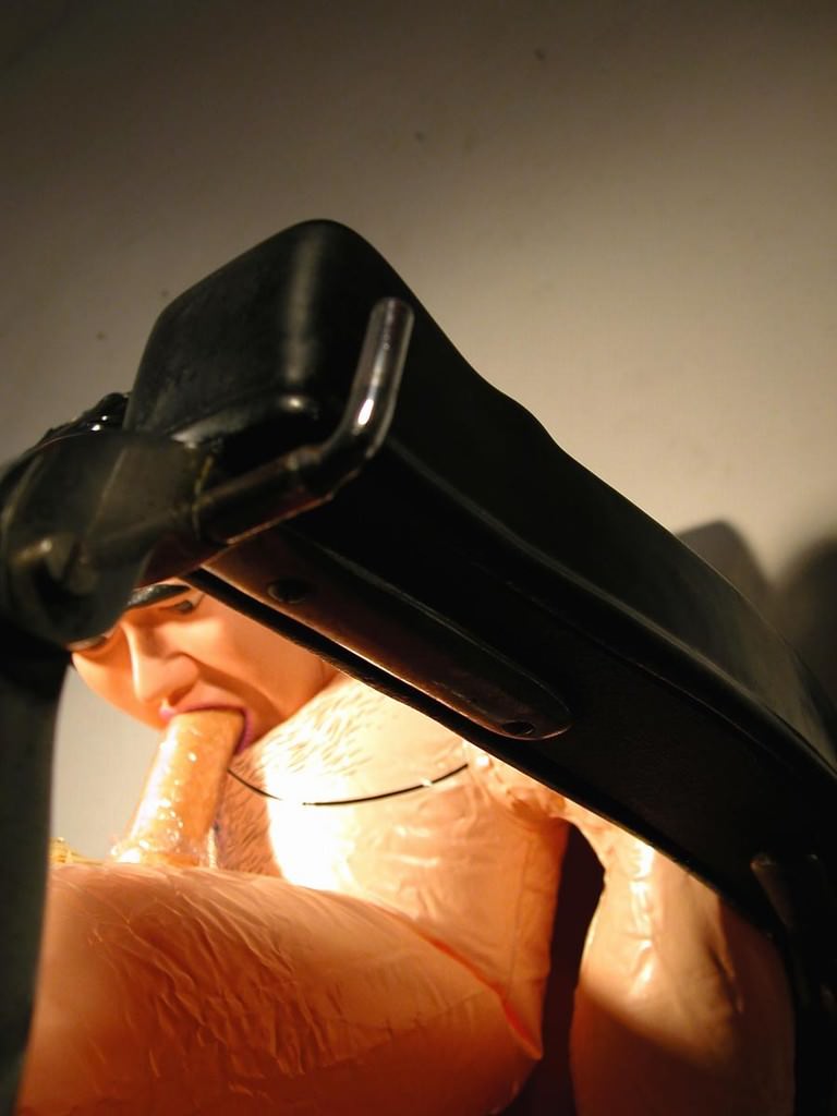 Jessica Iapino – Edenhttps://www.exibart.com/repository/media/eventi/2005/10/jessica-iapino-8211-eden.jpg