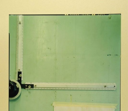 Luca Capuano / Alessandro Coco – 00 / Pausa pranzo