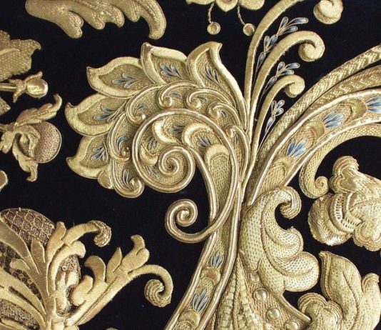 Siviglia Ago e Oro. Splendori e Arte del Ricamo