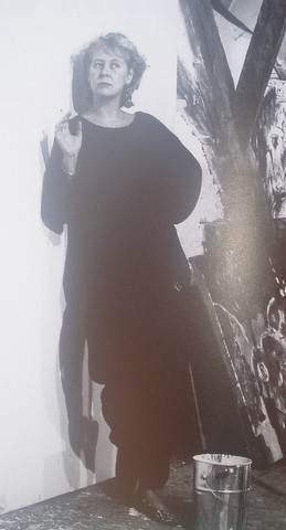 Stefanie Hoelleringhttps://www.exibart.com/repository/media/eventi/2005/10/stefanie-hoellering.jpg