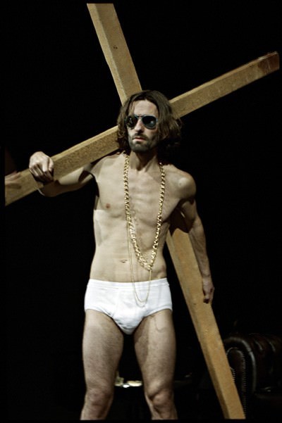 Troubleyn – Orgy of Tolerancehttps://www.exibart.com/repository/media/eventi/2005/10/troubleyn-8211-orgy-of-tolerance.jpg