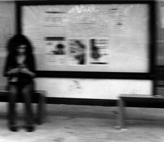 Véronique Poczobut – Sull’orlo del vuoto