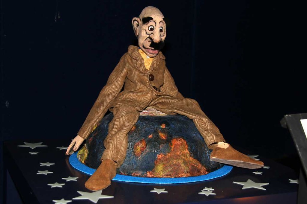 Dove sei piccolo principe?https://www.exibart.com/repository/media/eventi/2005/12/dove-sei-piccolo-principe.jpg