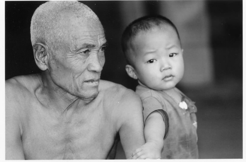 Francesco Bosso – China Crossinghttps://www.exibart.com/repository/media/eventi/2006/01/francesco-bosso-8211-china-crossing-1.jpg