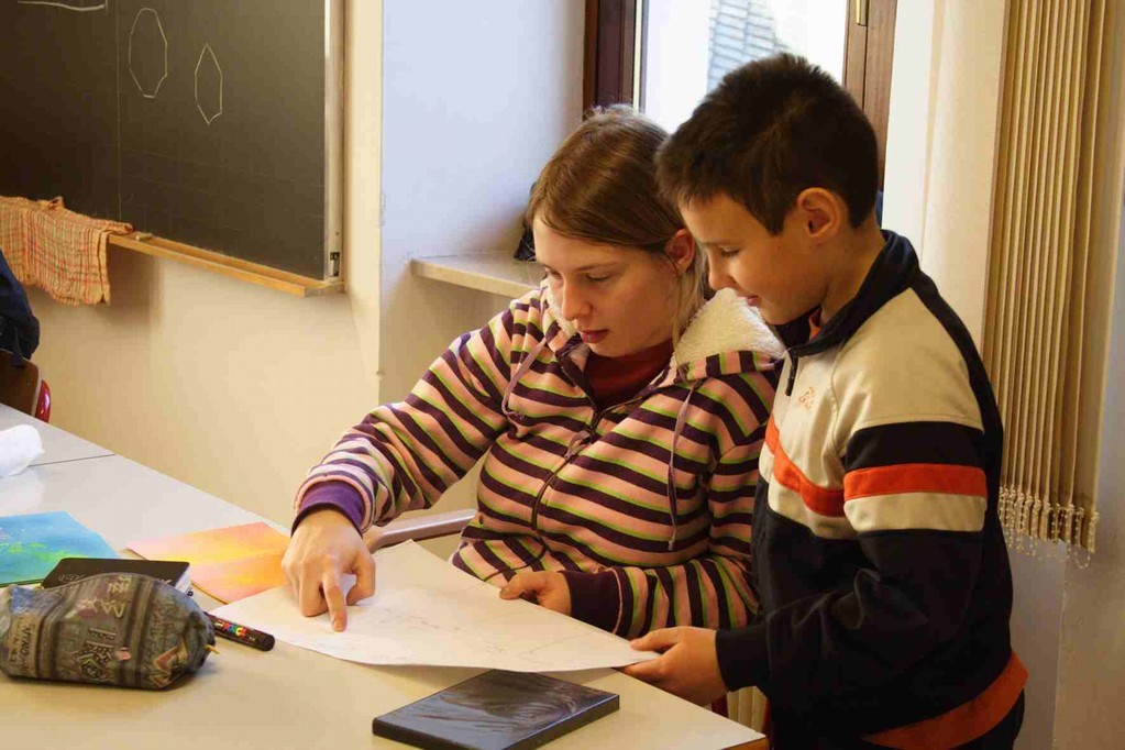 A scuola con gli artistihttps://www.exibart.com/repository/media/eventi/2006/04/a-scuola-con-gli-artisti.jpg