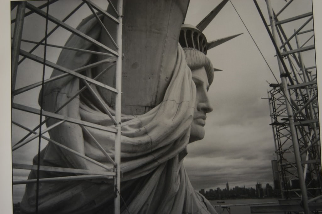 Foianofotografia 2006 – Il sogno americano. Realtà e immaginazione di un nuovo mondohttps://www.exibart.com/repository/media/eventi/2006/05/foianofotografia-2006-8211-il-sogno-americano.-realtà-e-immaginazione-di-un-nuovo-mondo.jpg