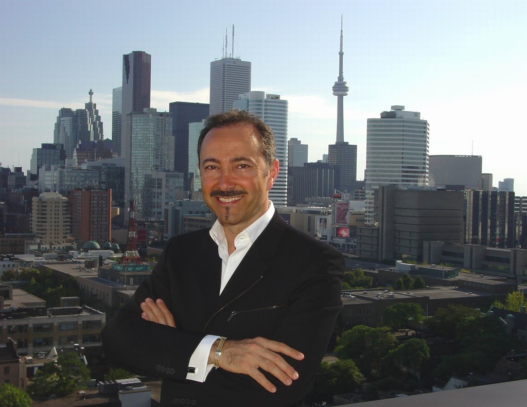 Passione per la vitahttps://www.exibart.com/repository/media/eventi/2006/05/passione-per-la-vita.jpg