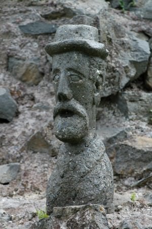 Valerio Capoccia – Facce di pietra (Appia Regina Petrarum)
