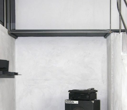 Gianluca Codeghini – Dust Gianluca Codeghini – Dust