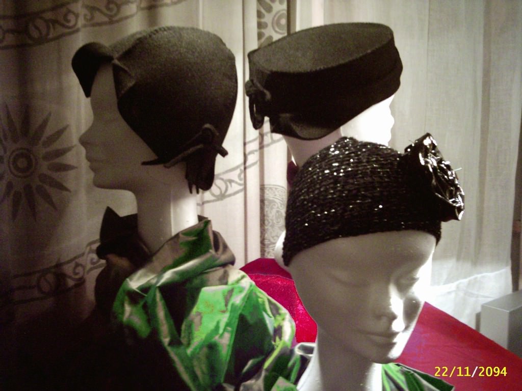 Re_Construction Party for Christmashttps://www.exibart.com/repository/media/eventi/2006/09/re_construction-party-for-christmas.jpg