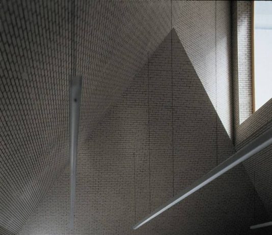 Jonathan Sergison / Stephen Bates – More Brick-work: thinking and making