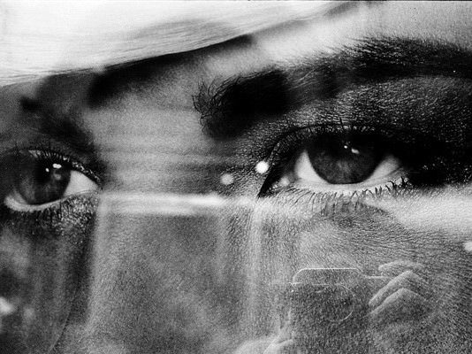 Giovanni De Leo – Troubled Eyes