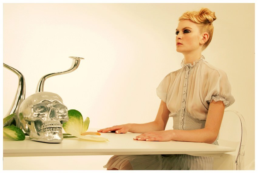 corpicrudi – Lux Aeternahttps://www.exibart.com/repository/media/eventi/2007/03/corpicrudi-8211-lux-aeterna.jpg