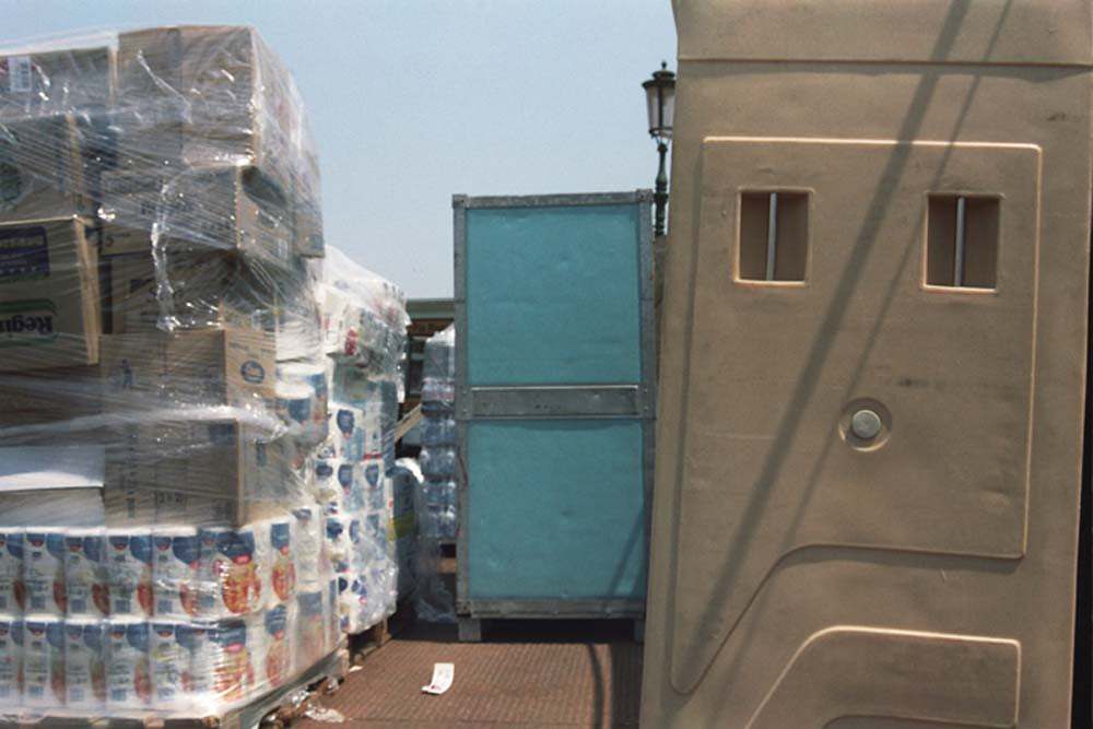 Alessandra Bello – Ritratti di cementohttps://www.exibart.com/repository/media/eventi/2007/08/alessandra-bello-8211-ritratti-di-cemento-1.jpg