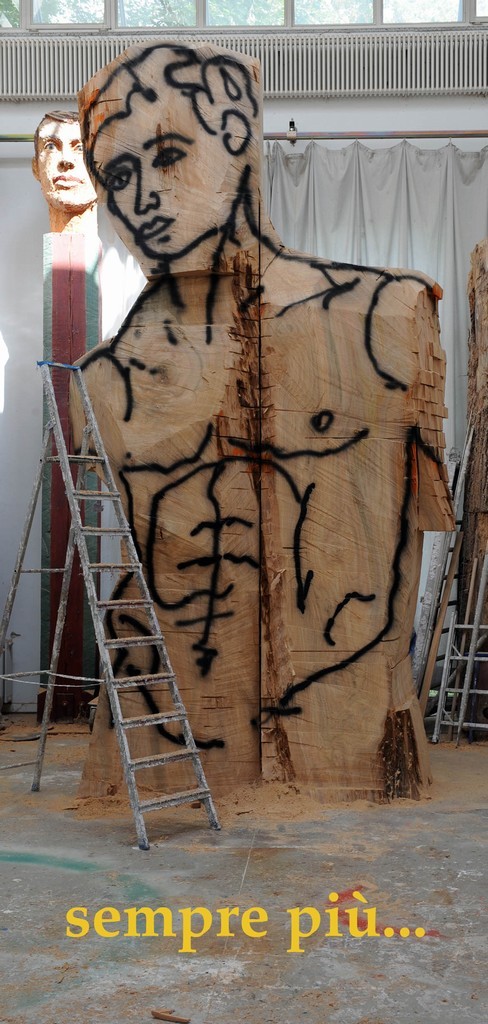 Un segno nel Foro di Cesare – Stephan Balkenhol – Sempre piùhttps://www.exibart.com/repository/media/eventi/2007/08/un-segno-nel-foro-di-cesare-8211-stephan-balkenhol-8211-sempre-più.jpg