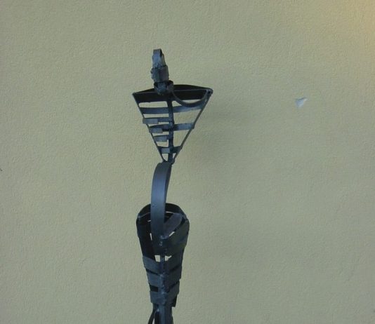 Andrea Oliva – Est-Ovest