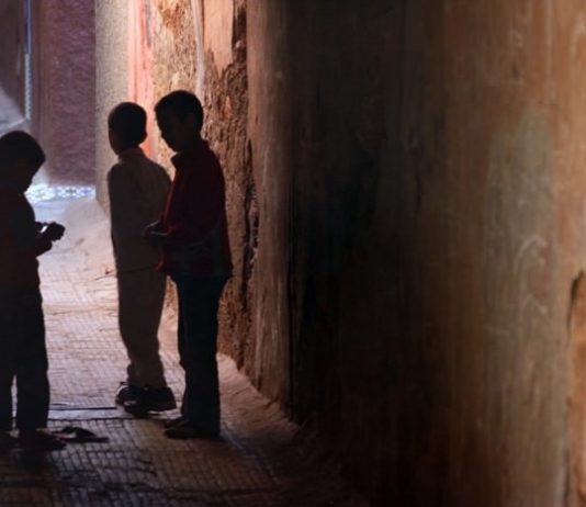 Elisa Ragazzi – Passeggiando per Essaouira Elisa Ragazzi – Passeggiando per Essaouira
