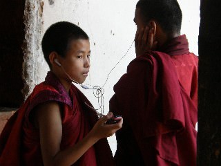 Giovanna Fiorentini – Dal Nepal al Bhutan. Viaggio tra i popoli dell’Himalaya