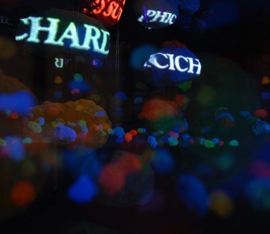 Giorgio Bevignani – Stick out like a sore thumb