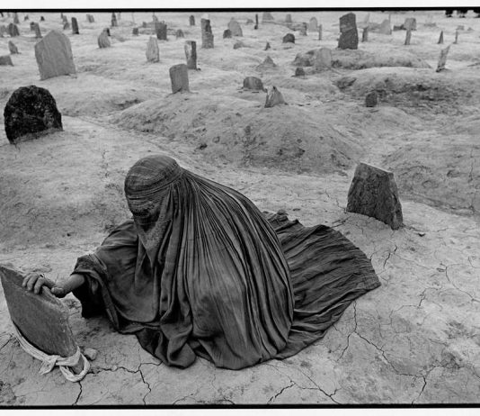 Seravezza Fotografia 2010 – James Nachtwey