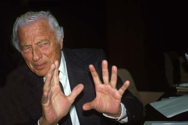 Il secolo dell’Avvocato. Gianni Agnelli, una vita straordinariahttps://www.exibart.com/repository/media/eventi/2008/02/il-secolo-dell8217avvocato.-gianni-agnelli-una-vita-straordinaria.jpg