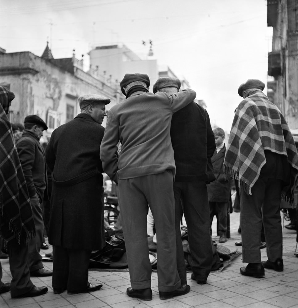 Giuseppe Tornatore – Indiscrezionihttps://www.exibart.com/repository/media/eventi/2008/04/giuseppe-tornatore-8211-indiscrezioni.jpg