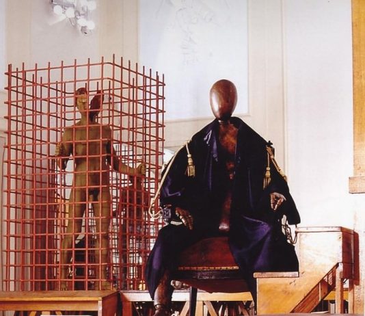 Parole,  immagini, suoni: tre forme dei Processi