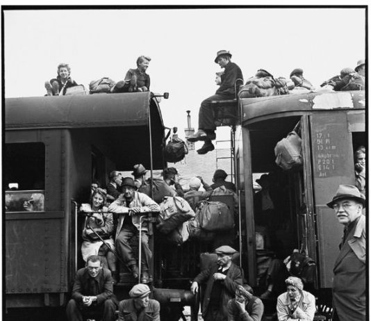 John Phillips Testimone del Novecento – Guerra e Pace