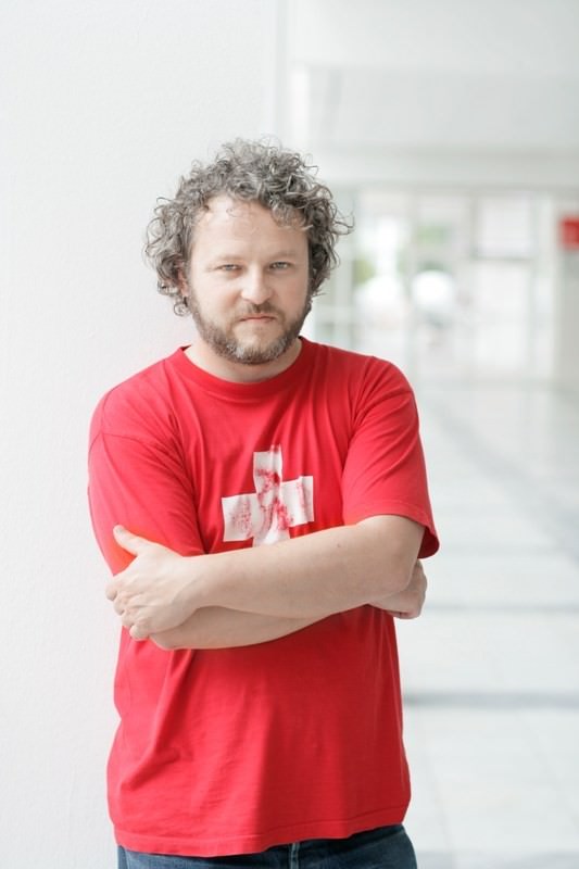 MAXXI vede la luce – Tobias Rehbergerhttps://www.exibart.com/repository/media/eventi/2008/09/maxxi-vede-la-luce-8211-tobias-rehberger.jpg