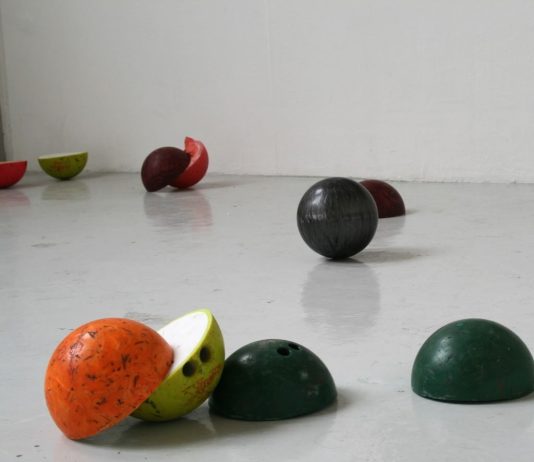 Assaf Gruber – Privacy