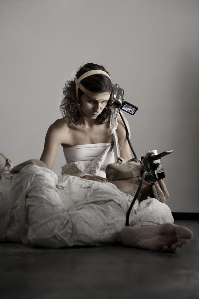 Jelena Vasiljev – Of three friendly warnings, this is the third one. Work in progress. Step 2https://www.exibart.com/repository/media/eventi/2008/11/jelena-vasiljev-8211-of-three-friendly-warnings-this-is-the-third-one.-work-in-progress.-step-2.jpg