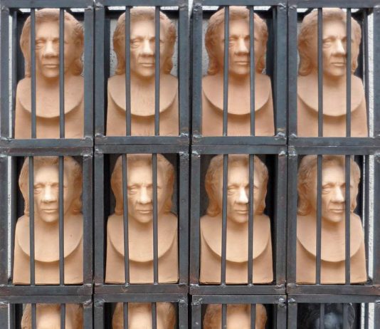 Livio Marino Atellano / Anna Pozzuoli – Espressioni a Confronto Livio Marino Atellano / Anna Pozzuoli – Espressioni a Confronto