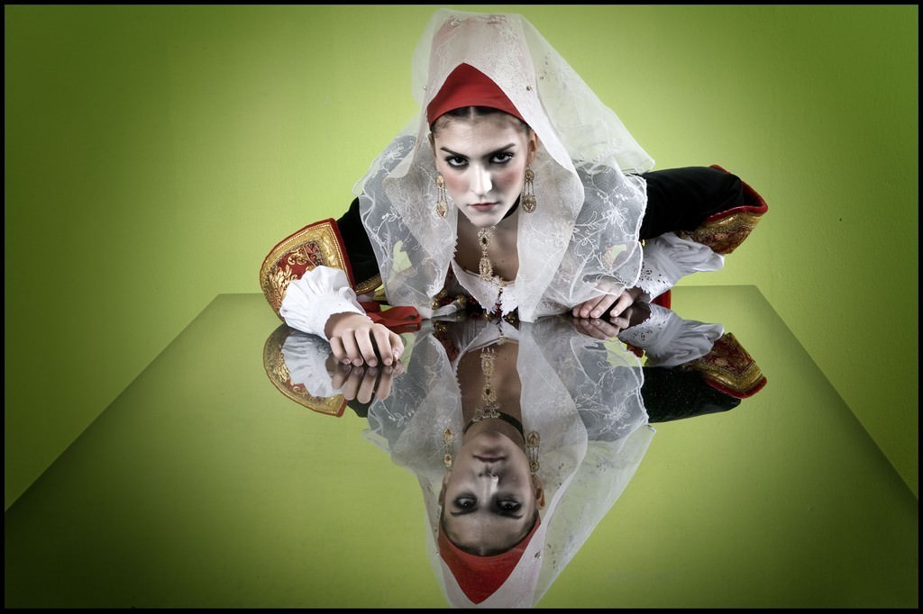 Paolo Bianchi – Las Meninashttps://www.exibart.com/repository/media/eventi/2009/02/paolo-bianchi-8211-las-meninas.jpg