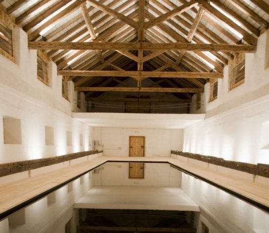 Erik Samakh – Al bordo dell’acqua Erik Samakh – Al bordo dell’acqua