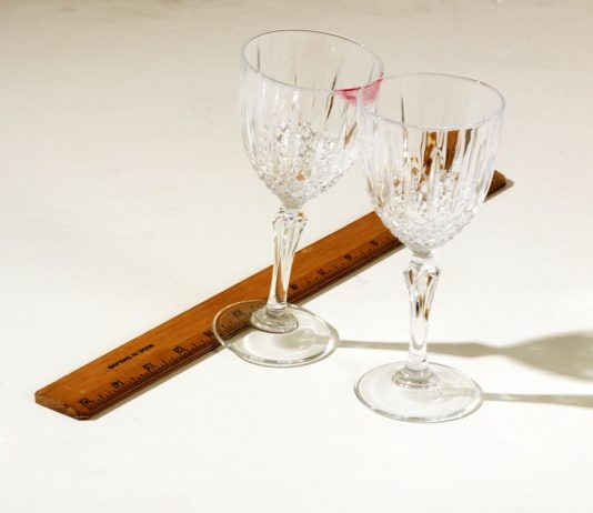 Nadine Byrne / Ruairiadh O’Connell – Something and Else