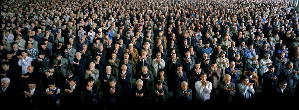 Alessandro Grassani – Viaggio in Iranhttps://www.exibart.com/repository/media/eventi/2009/06/alessandro-grassani-8211-viaggio-in-iran.jpg