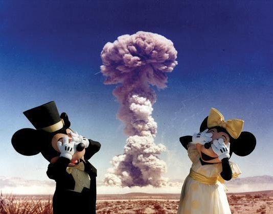 Max Papeschi – Disneyland Under Attack!