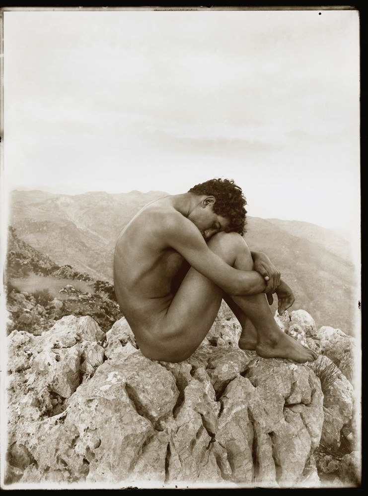 Wilhelm von Gloeden – Dioniso a Villa Lysishttps://www.exibart.com/repository/media/eventi/2009/08/wilhelm-von-gloeden-8211-dioniso-a-villa-lysis.jpg