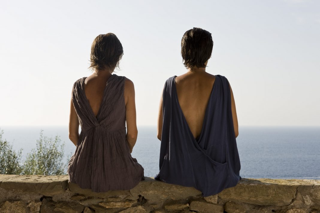 Bruna Esposito / Annie Ratti – Interiorhttps://www.exibart.com/repository/media/eventi/2009/09/bruna-esposito-annie-ratti-8211-interior-1-1068x712.jpg