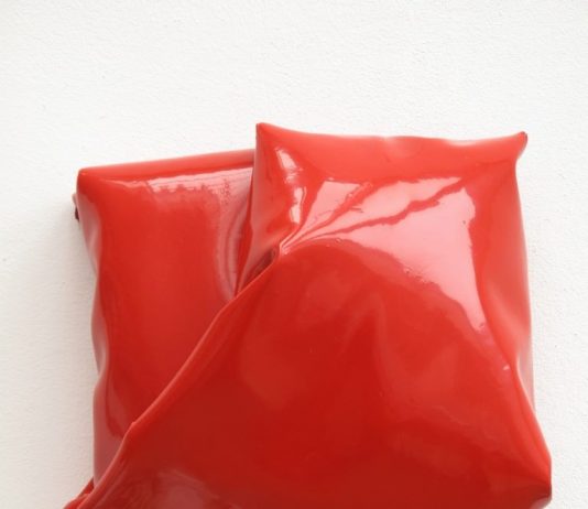 Emmanuelle Villard – Sotto i lustrini