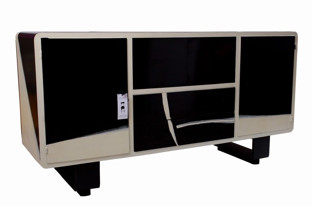 Rivendita Lacami – Atelier provvisoriohttps://www.exibart.com/repository/media/eventi/2009/09/rivendita-lacami-8211-atelier-provvisorio.jpg