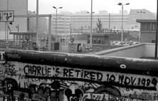 Livio Senigalliesi – Freedom Day. 1989 Berlino anno zero