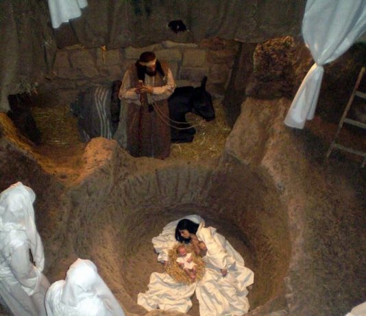 Gli Esseni. I figli della luce